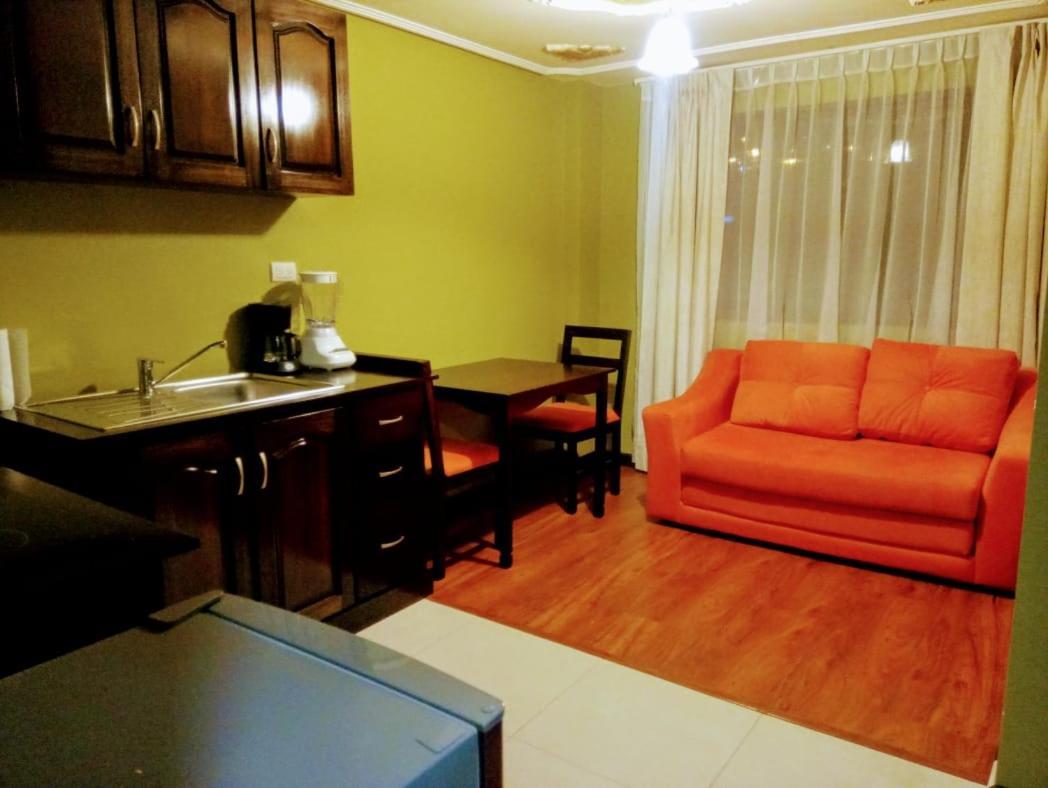 Casa De Huespedes Tu Parada En 昆卡 外观 照片